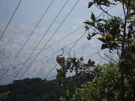 Bondinho é um ótimo acesso ao topo do parque El Avila, em Caracas, na Venezuela (2007)